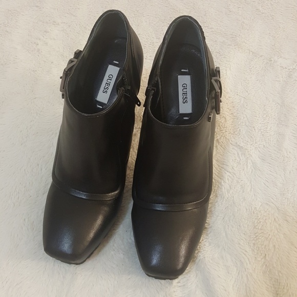 Guess high heel short bottie - Picture 3 of 6